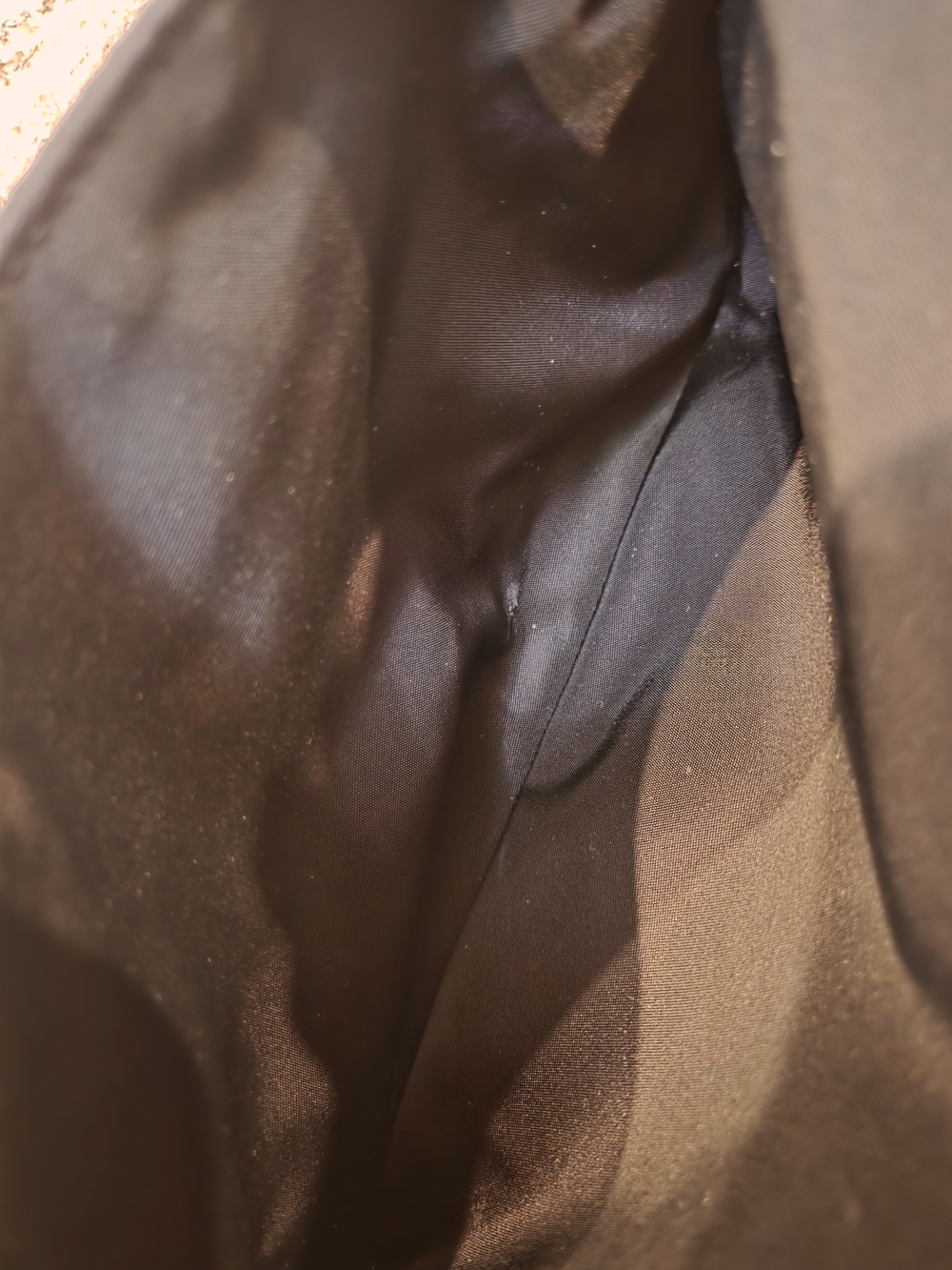 lululemon 2L Black Crossbody Bag - Picture 9 of 13